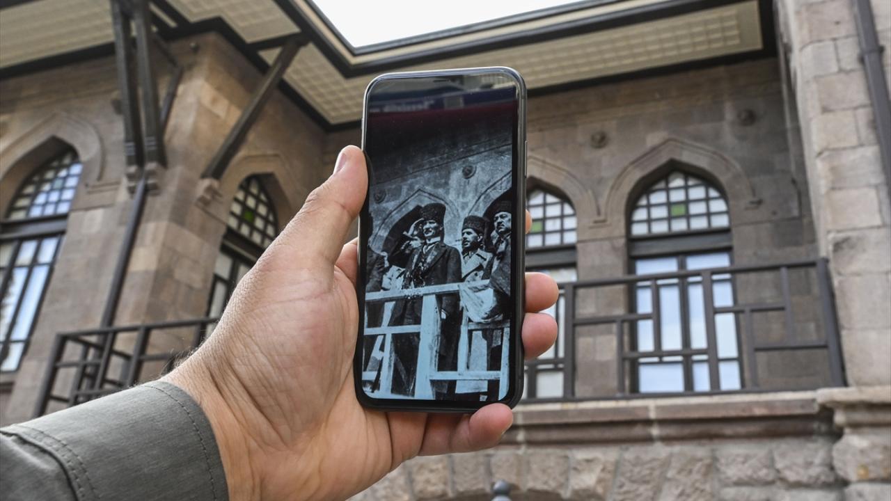 Yapılan çalışmada Mustafa Kemal Atatürk`ün 1920`li yıllarda Türkiye Büyük Millet Meclisi`nde çekilen fotoğrafı da yer alıyor.