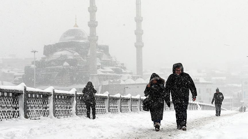 İstanbul'da kar yağışı 4 gün etkili olacak - Lider Haber