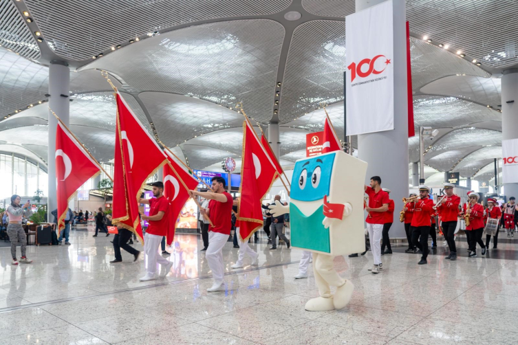 İstanbul Havalimanı'nda 23 Nisan Coşkuyla Kutlandı1