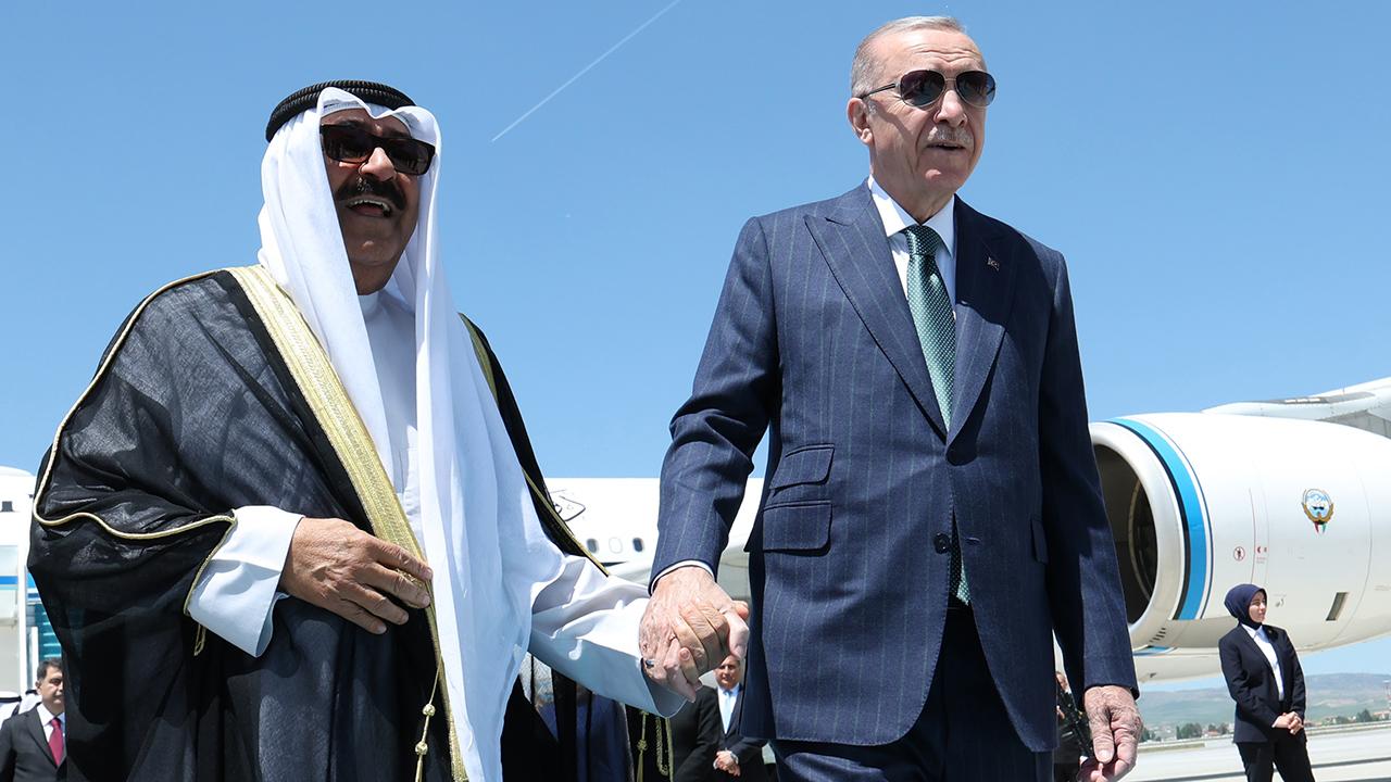 Cumhurbaşkanı Erdoğan, Kuveyt Emiri El Sabah'ı Kabul Etti2