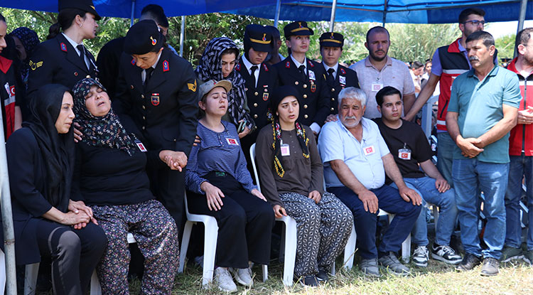 Şehit Mustafa Şen, Son Yolculuğuna Uğurlandı 3