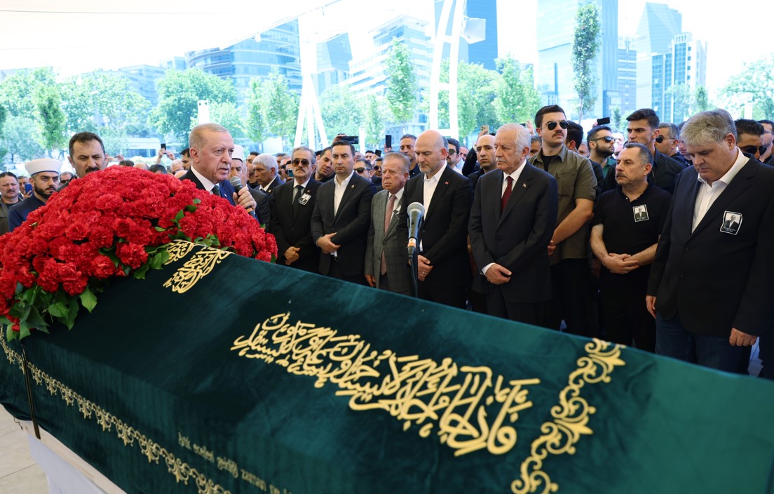 Cumhurbaşkanı Erdoğan, Özer Uçuran Çiller'in Cenazesine Katıldı2