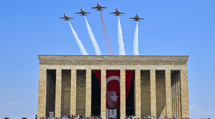 Anıtkabir Uçuş