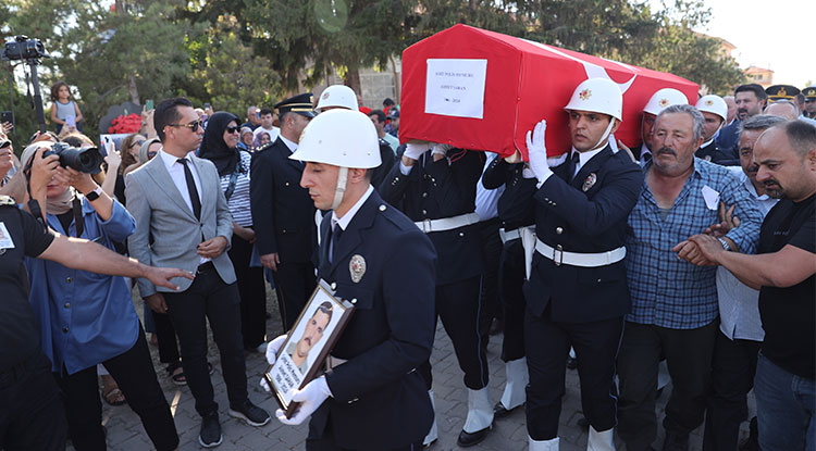 Şehit Polis Memuru Ahmet Şahan Son Yolculuğuna Uğurlandı 1