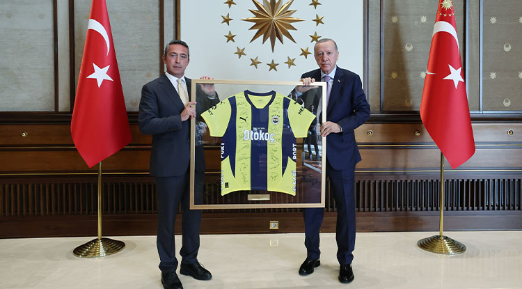 Cumhurbaşkanı Erdoğan, Fenerbahçe Yönetimini Kabul Etti2