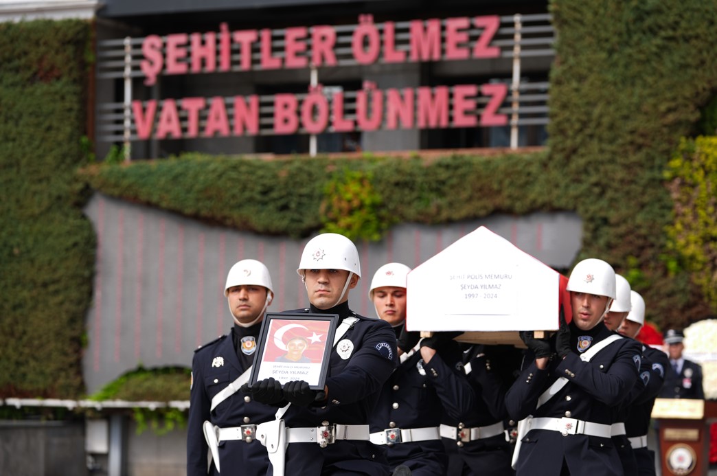 İstanbul'da Şehit Olan Polis Memuru Için Cenaze Töreni Düzenlendi4