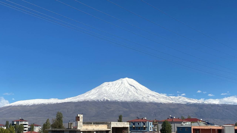 Ağrı Dağı Karla Kaplandı1