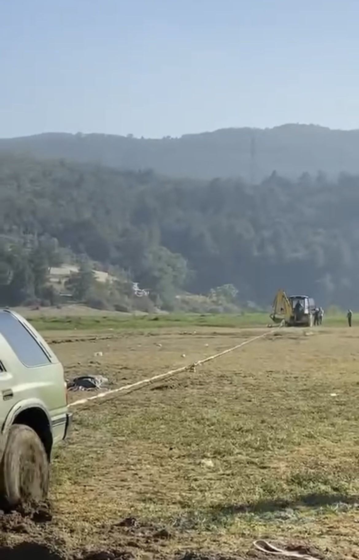 Bursa’da Pikniğe Giden Bataklığa Saplandı