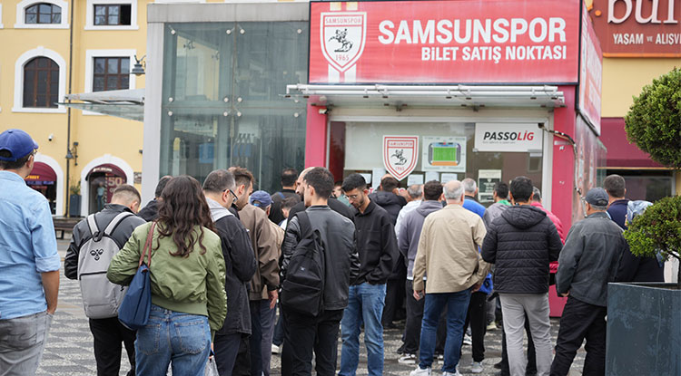 Samsunspor Fenerbahçe Maçının Biletlerine Taraftarlar Yoğun Ilgi Gösterdi 2