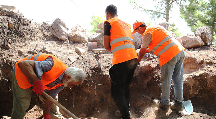 Syedra Antik Kenti’ndeki Tiyatro Gün Yüzüne Çıkarılıyor 3