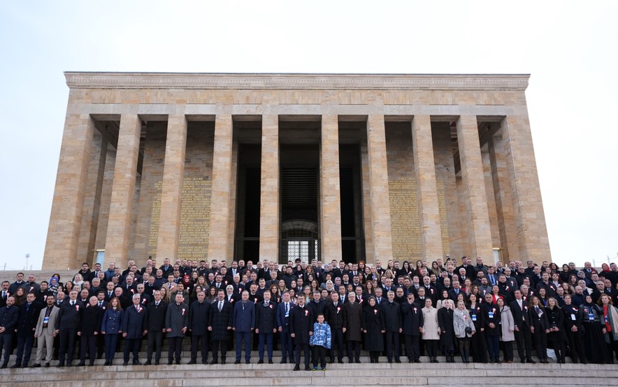 Bakan Tekin, Tüm Illerden Gelen Öğretmenlerle Anıtkabir'i Ziyaret Etti3