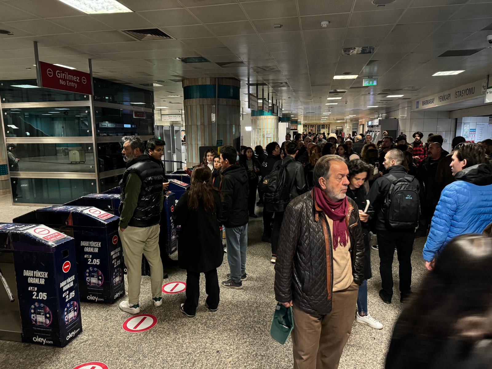 Yenikapı Metro Istasyonunda Yangın2