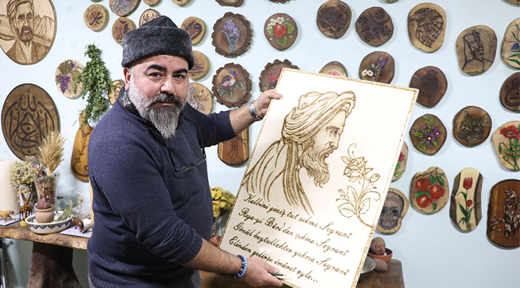 Atıl Konağı Restore Edip Sanat Atölyesine Çevirdi 1