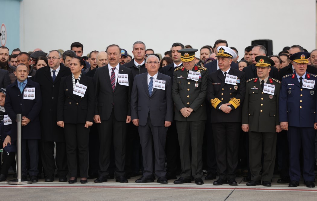 Isparta'da Helikopter Kazasında Şehit Olan Askerlerin Cenazeleri Memleketlerine Uğurlandı4