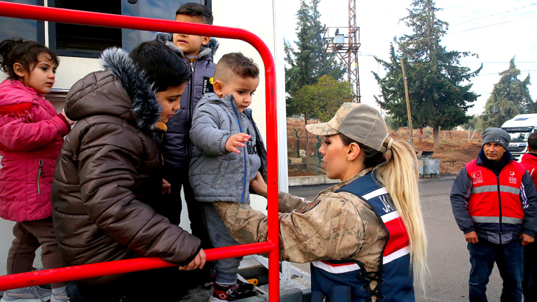 Suriyelilerin Ülkelerine Dönüşü Sürüyor1