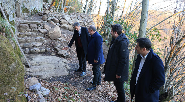 Artvin'deki Tarihi Ciha Kalesi'nde Arkeolojik Kazılar Sürüyor 1