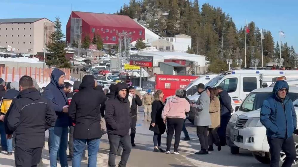 Kartalkaya’da Alevlere Teslim Olan Otelde Acı Bekleyiş2