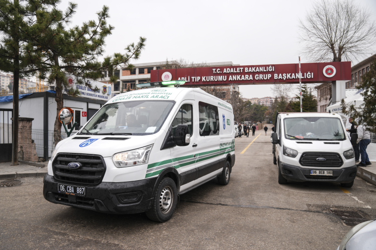 Otel Faciasında Hayatını Kaybedenlerin Cenazeleri Ailelerine Teslim Ediliyor1