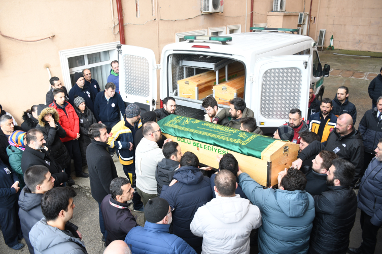 Otel Yangınında Hayatını Kaybeden Doktor Dr. Enes Gültekin'e Hastanede Veda Töreni1