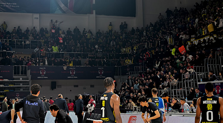 Fenerbahçe Beko Ile Galatasaray Arasında Olaylı Yarı Final 1