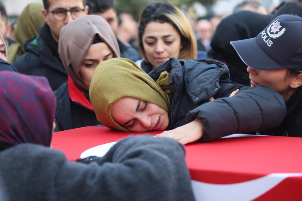 Kazada Şehit Olan Polis Memuru Onur Şirin Memleketine Uğurlandı3