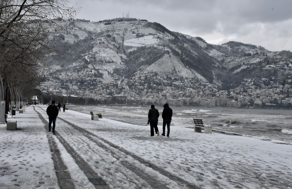 Ordu'da Kar Yağışııı