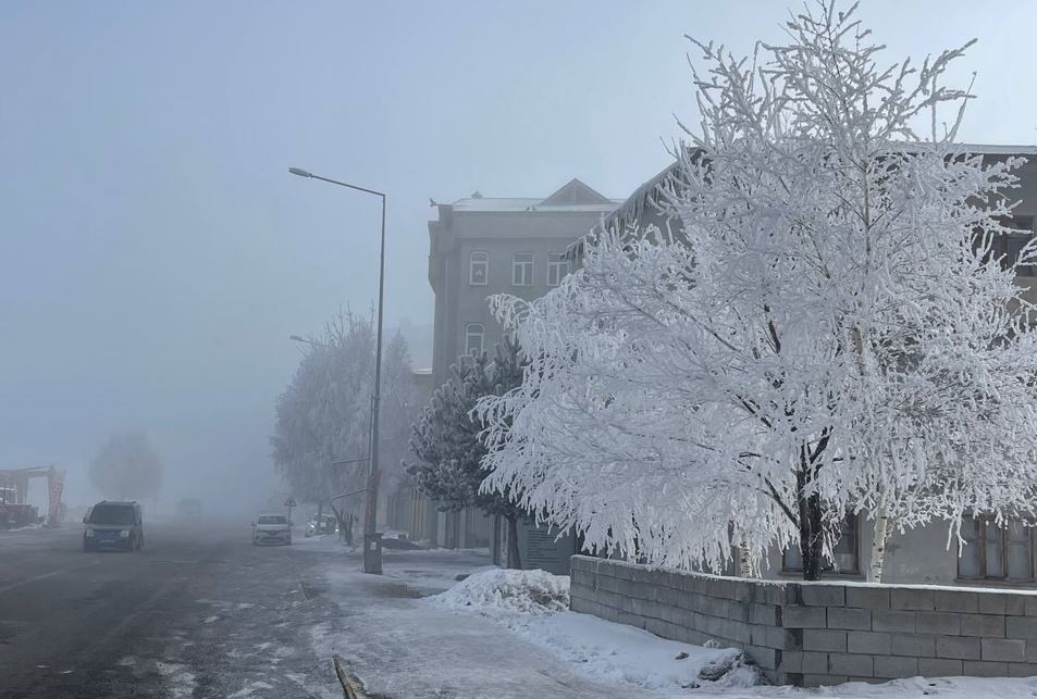 Ardahan Sıcaklık Gece Eksi 18,5 Dereceye Düştü1