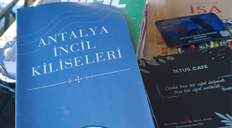Antalya’da Skandal Belediye Eliyle İncil Dağıtıyorlar 4