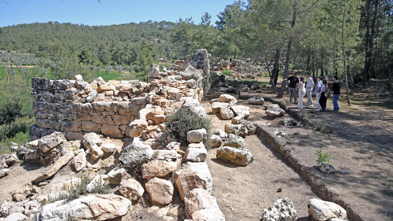 Hyllarima Antik Kenti'ndeki Surlar Kazılarla Gün Yüzüne Çıkarılacak1