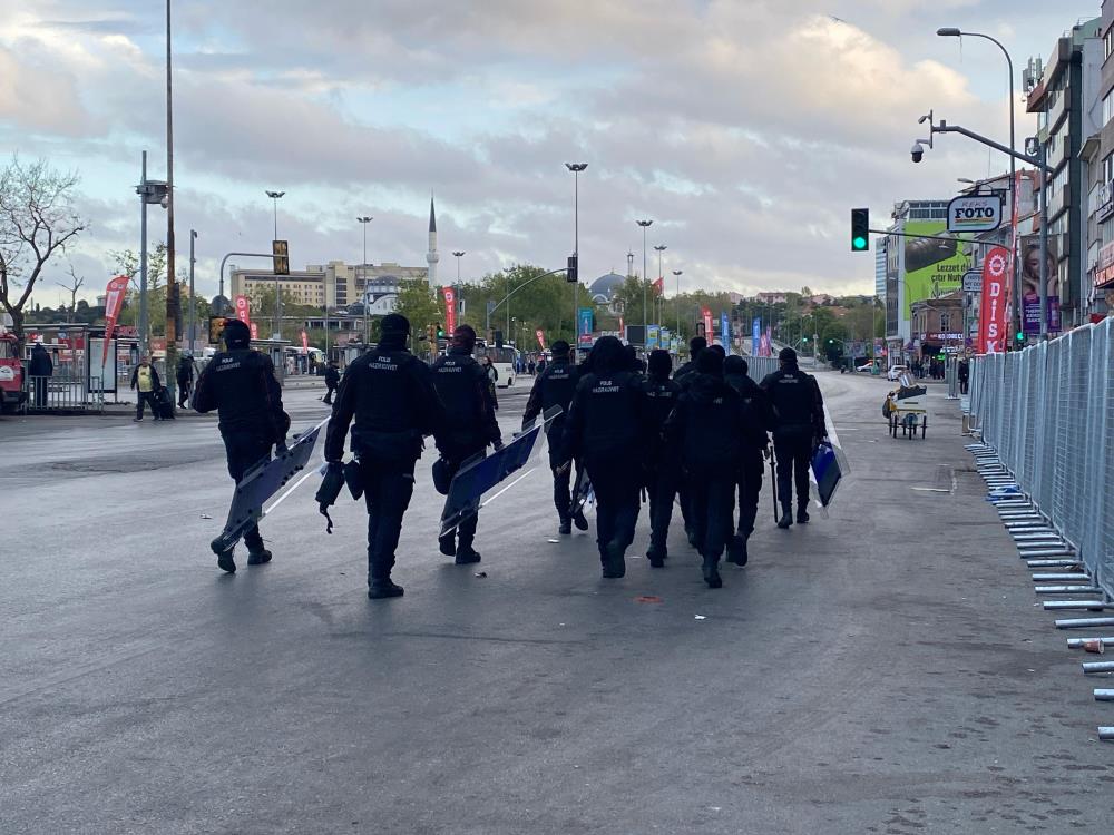 1 Mayıs Kutlamaları Öncesi Kadıköy'de Yoğun Güvenlik Önlemi2