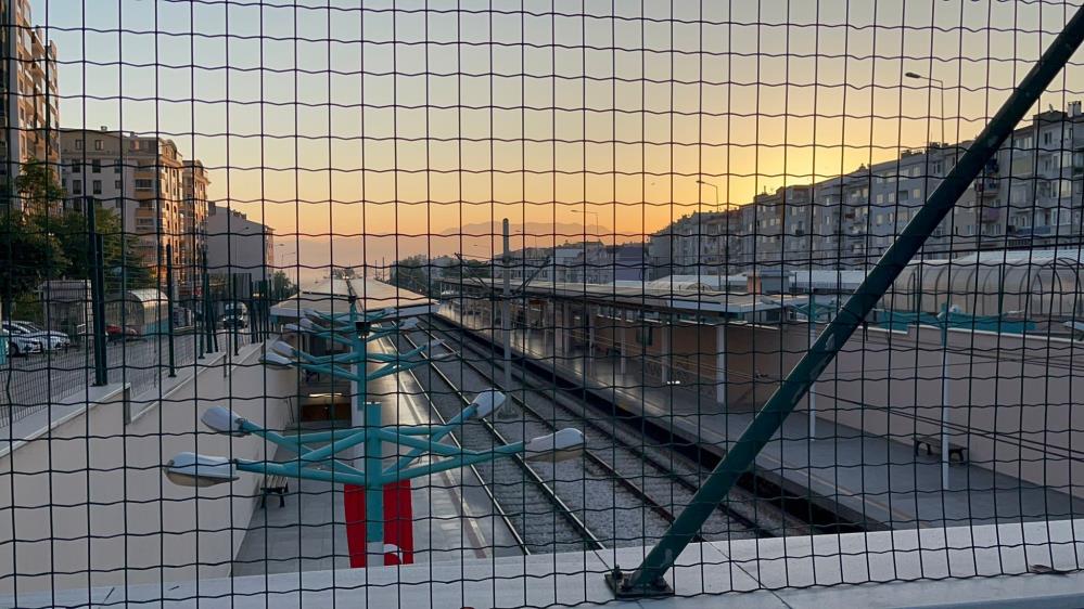 Bursa’da Ulaşım Krizi Metro Seferlerini Stajyerler Yaptı2