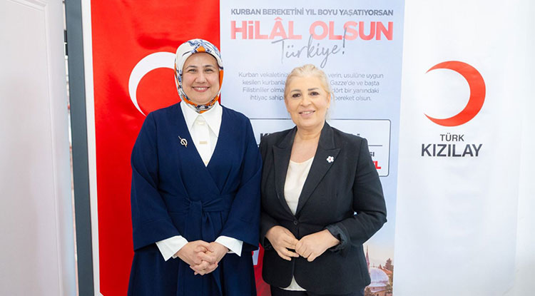 E Ğ E R Y A K A N I Z D A H İ L A L’ İ A H M E R Ç İ Ç E Ğ İ V A R S A