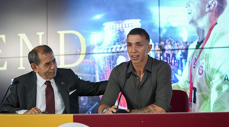 Fernando Muslera, Galatasaray’a Veda Etti 2