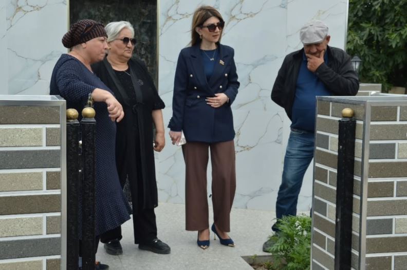 Günay Ağamali Şehitlik Çeşmesinin Yapımını Yerinde Inceledi2