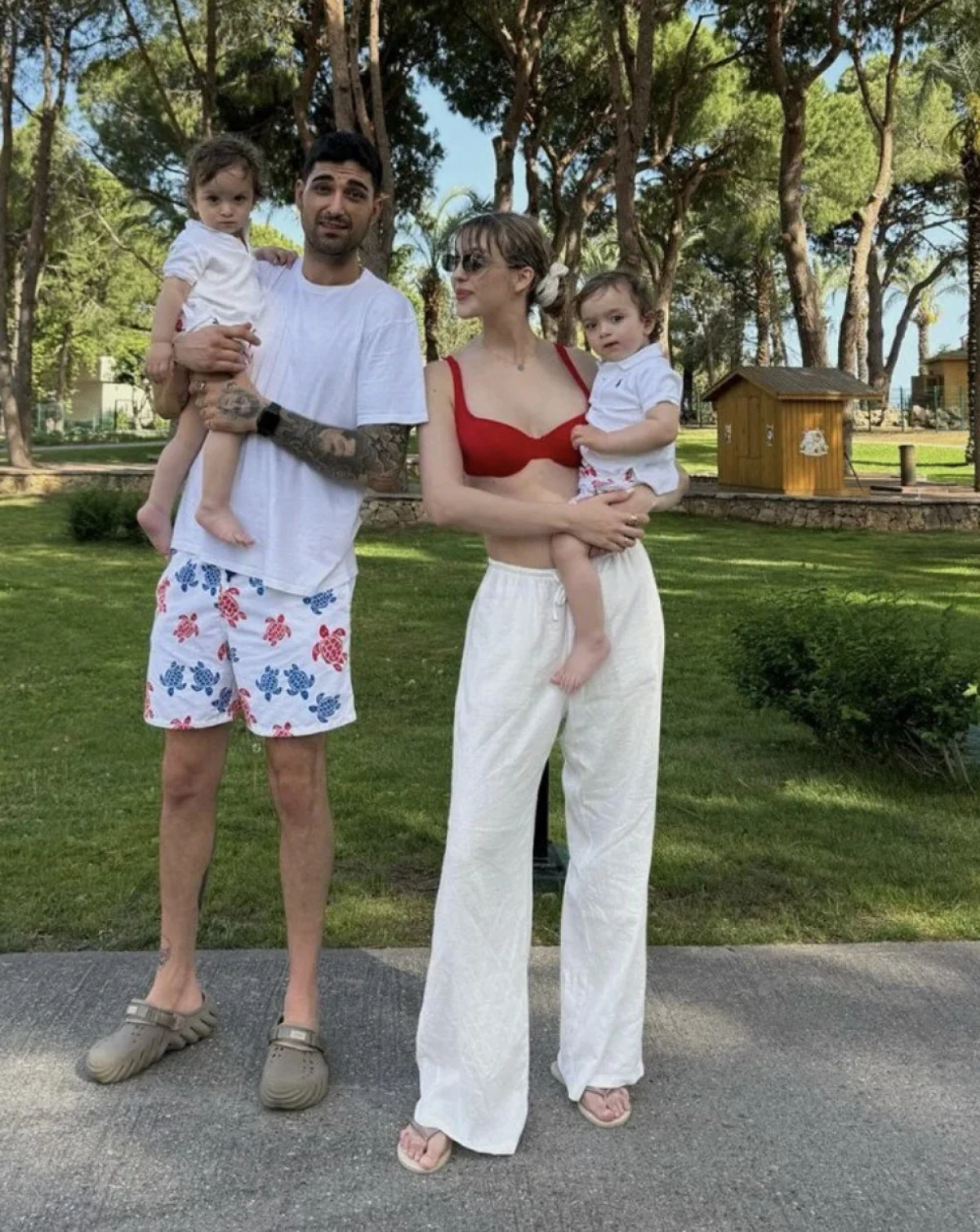 İbrahim Tatlıses'in Torunları Büyüyor Yasemin Şefkatli İdo Tatlıses Çifti