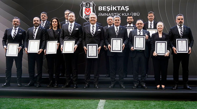 Serdal Adalı Beşiktaş Için Gün, Istikrar Günüdür 1