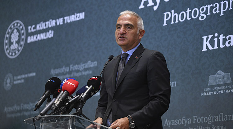 Bakan Ersoy Herkes Bilsin Ki Fatih'in Emaneti Emin Ellerdedir 2