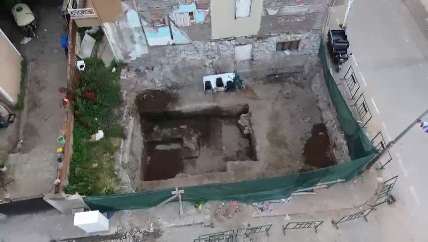 Bursa’da Bir Evin Zemininden 2500 Yıllık Mozaik Çıktı2