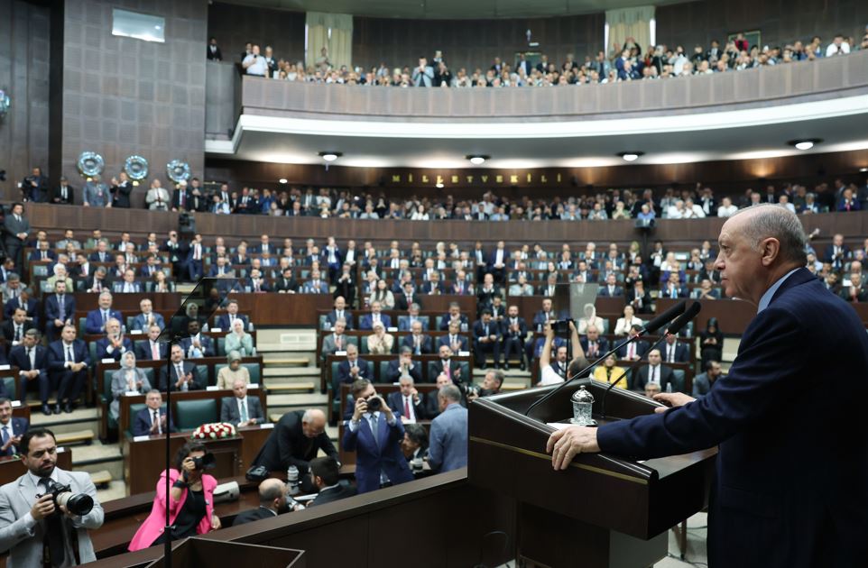 Cumhurbaşkanı Ve Ak Parti Genel Başkanı Recep Tayyip Erdoğan-2