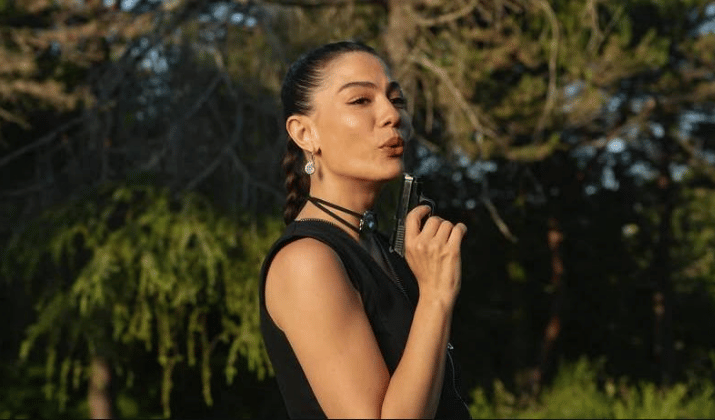 Demet Özdemir, Eşref Rüya Kulisinden Renkli Kareler Paylaştı 2