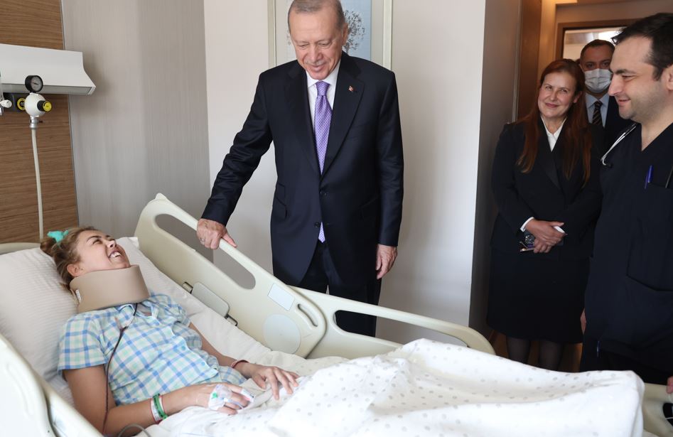 Erdoğan Eski Ak Parti Kastamonu Milletvekili Metin Çelik'in Eşi Birgül Çelik'i Ziyaret