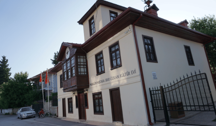 Gölhisar’daki 97 Yıllık Konak Geçmişi Bugüne Taşıyor (2)