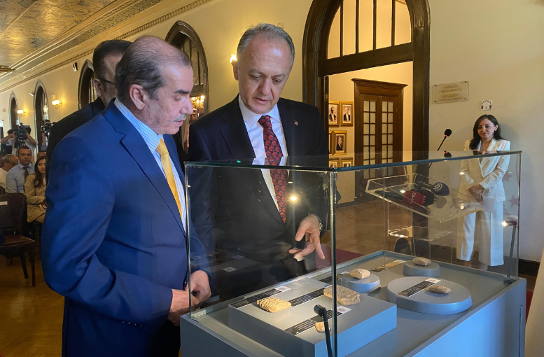 Irak’a Kültürel Miras Iadesi 6 Tablet Teslim Edildi (2)