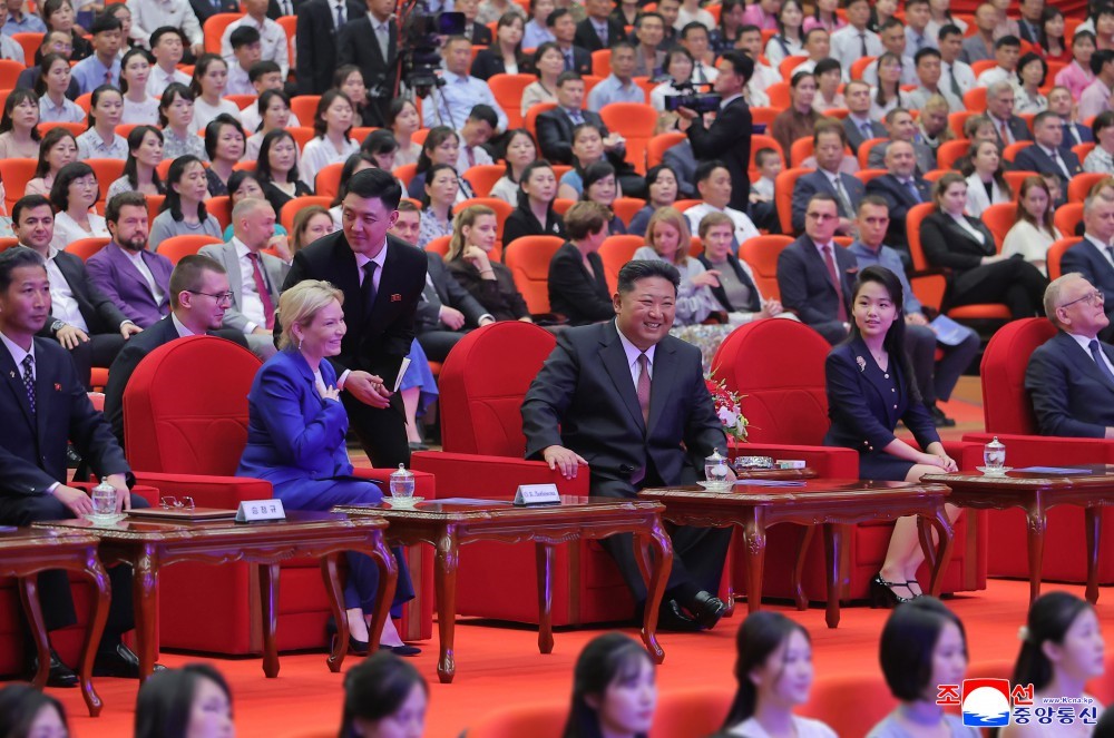 Kim Jong Un, Rus Bakan Lyubimova Ile Görüştü (3)