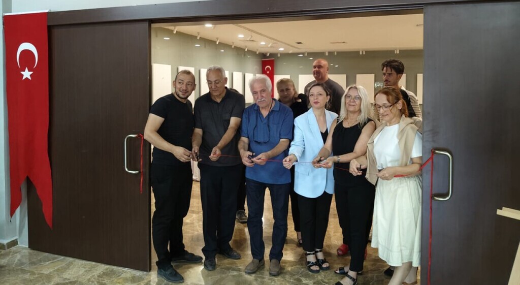 Kütahya'da Kitap Kapaklarına Sanat Dokunuşu (2)