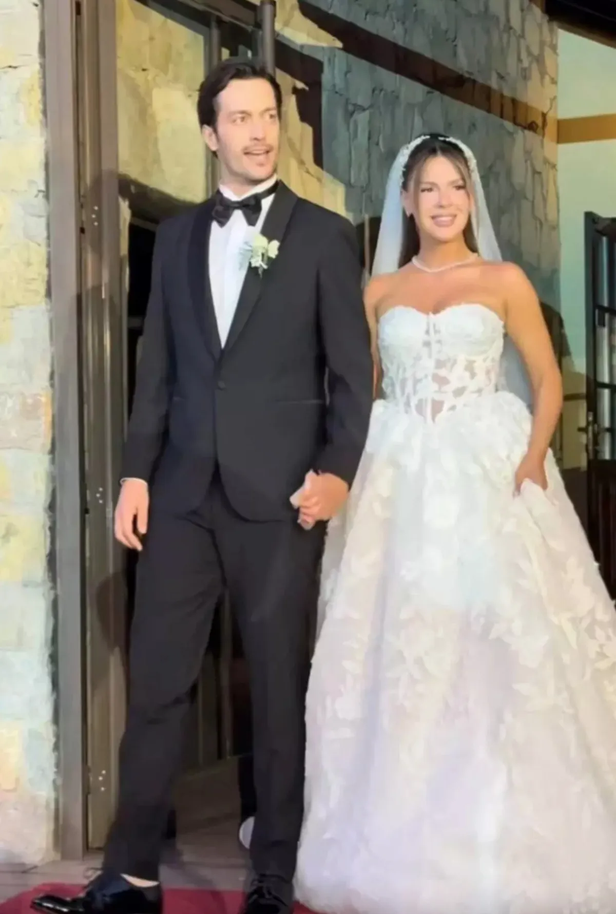 Merve Dinçkol’u Eşi Feyyaz Şerifoğlu