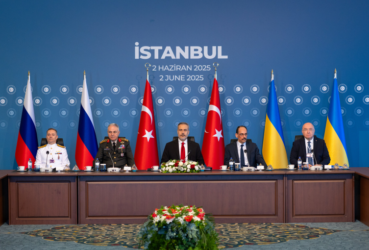 Türkiye Rusya Ukrayna Üçlü Toplantısı İstanbul1