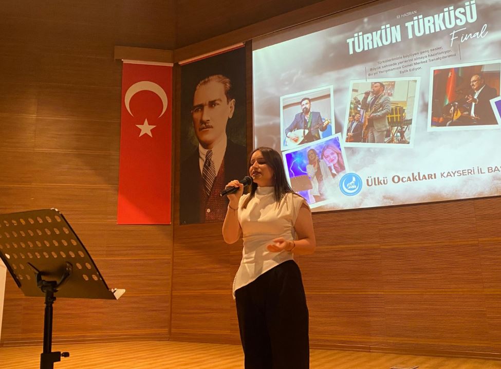 Ülkü Ocakları Kayseri’de Türkü Şöleni Düzenledi1