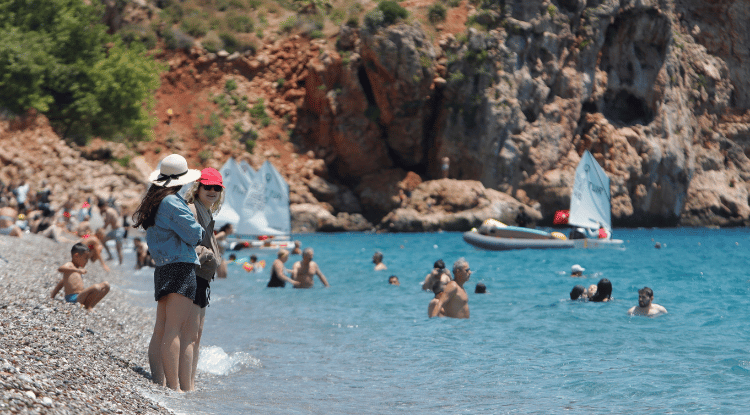 Yaz Şimdi Başlıyor Aşırı Sıcak Geliyor (4)