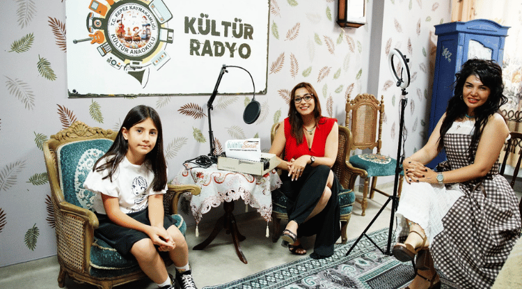 “Çocuk Oyuncağı” Değil, Çocuk Sanatı… (3)